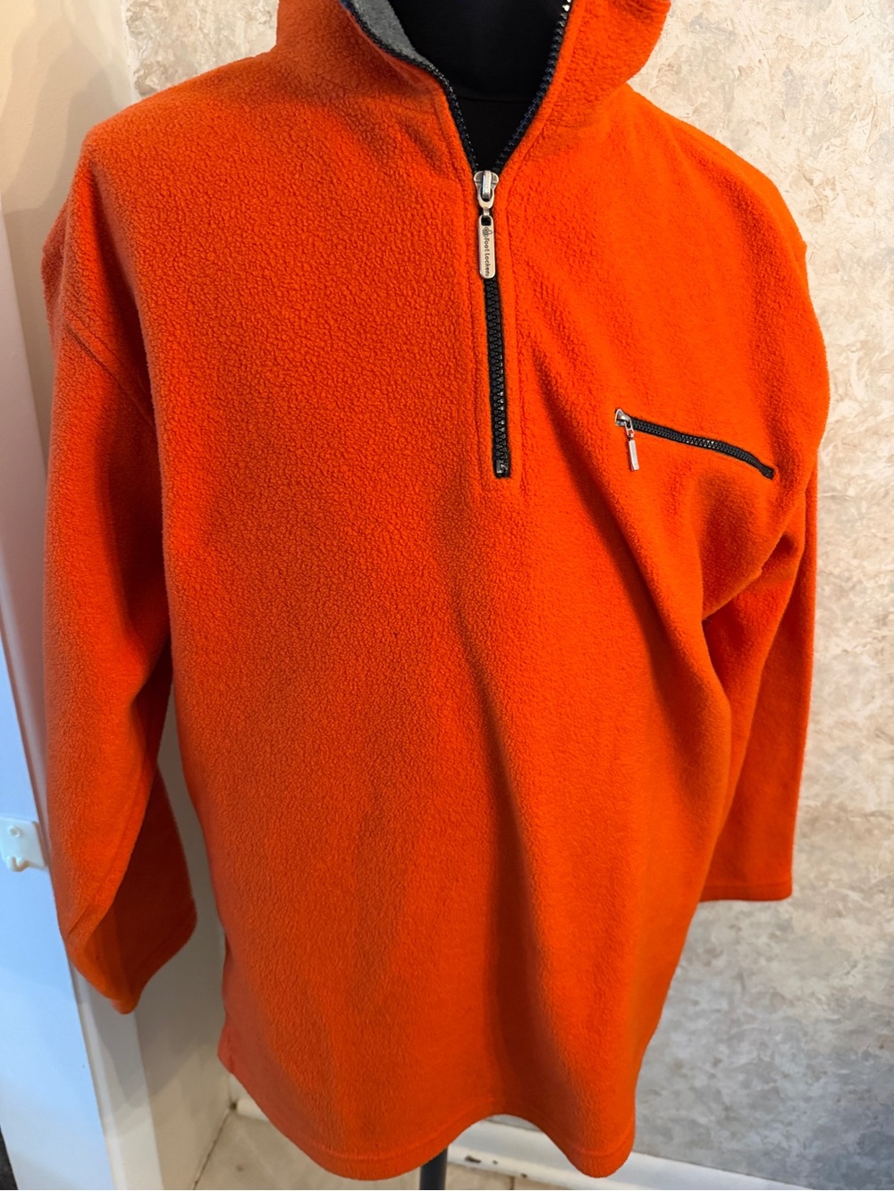 Footlocker Men's Orange Half-Zip Fleece Pullover